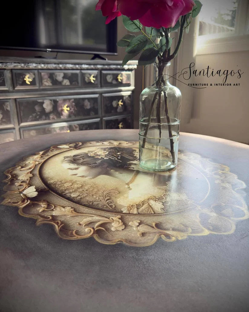 Cameo Of Grace